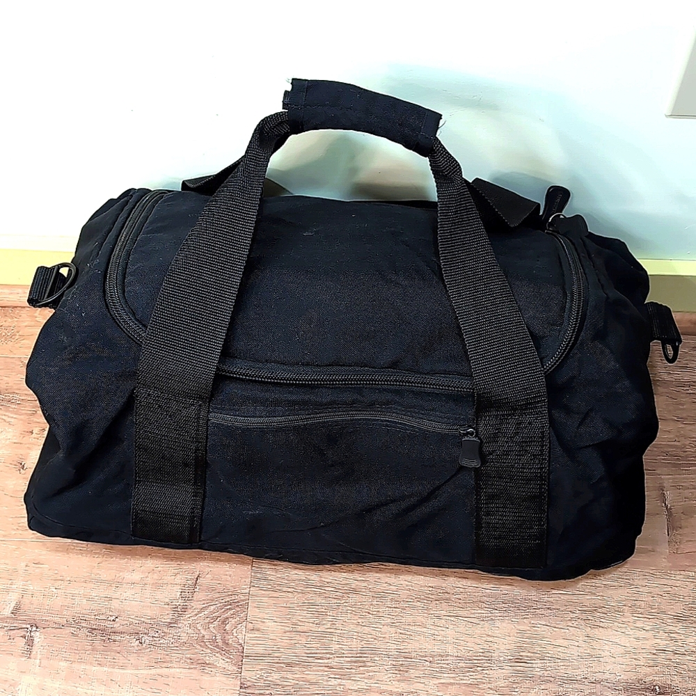 👜 LANDS' END travel duffel bag with adjustable shoulder strap